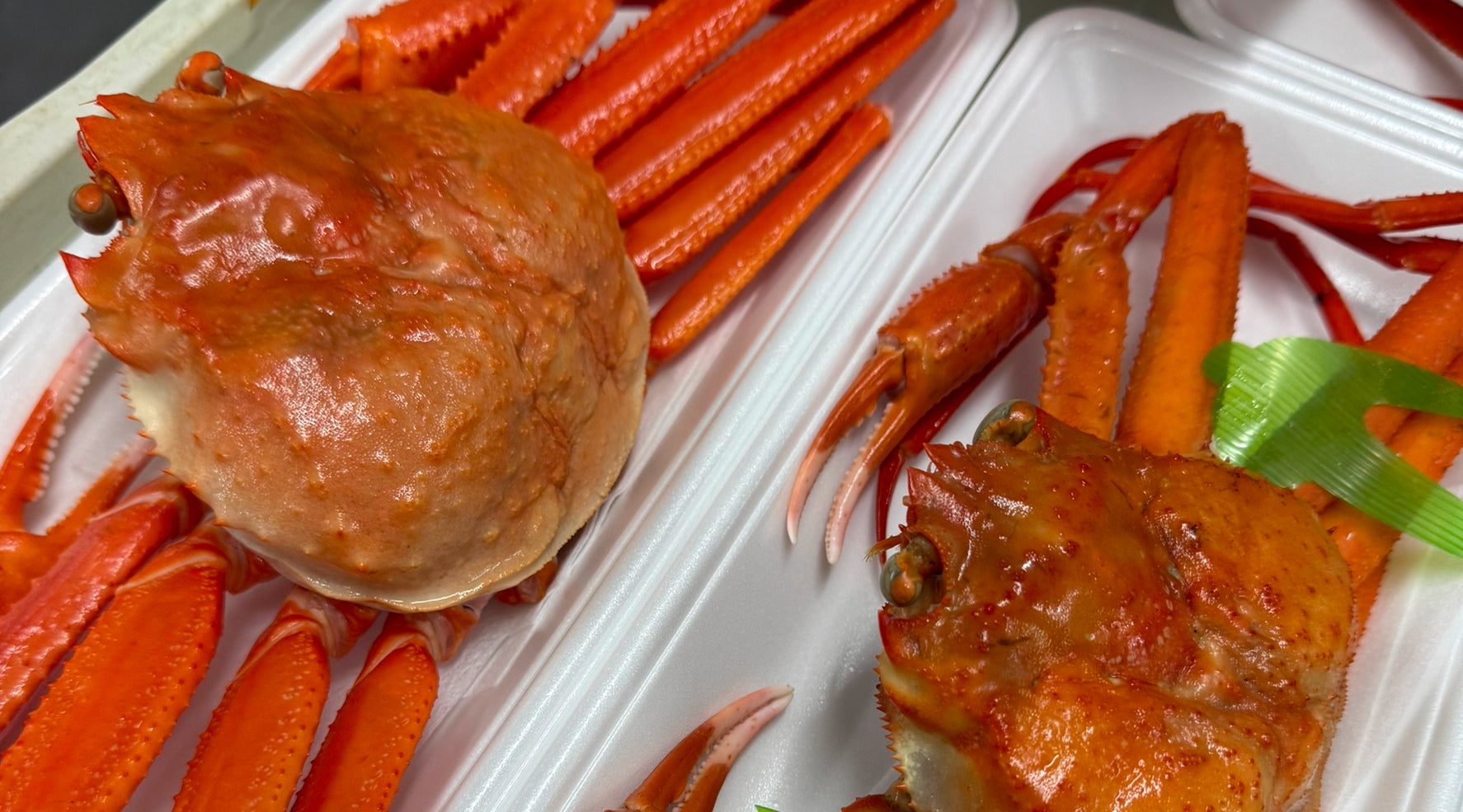 旬のごちそう「紅ズワイガニ」販売開始